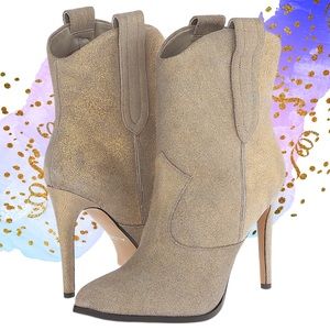 ALDO Gold Matte Metallic Heeled Booties sz W 9